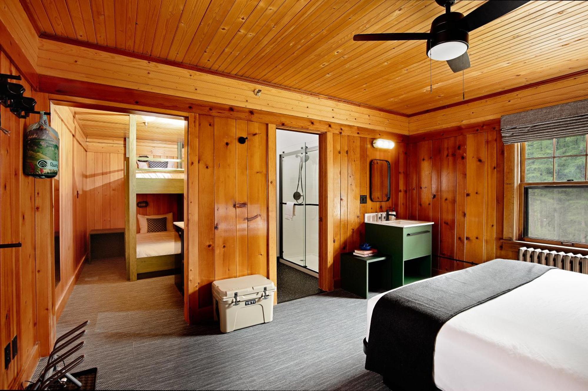 Loge Glacier National Park Essex ภายนอก รูปภาพ