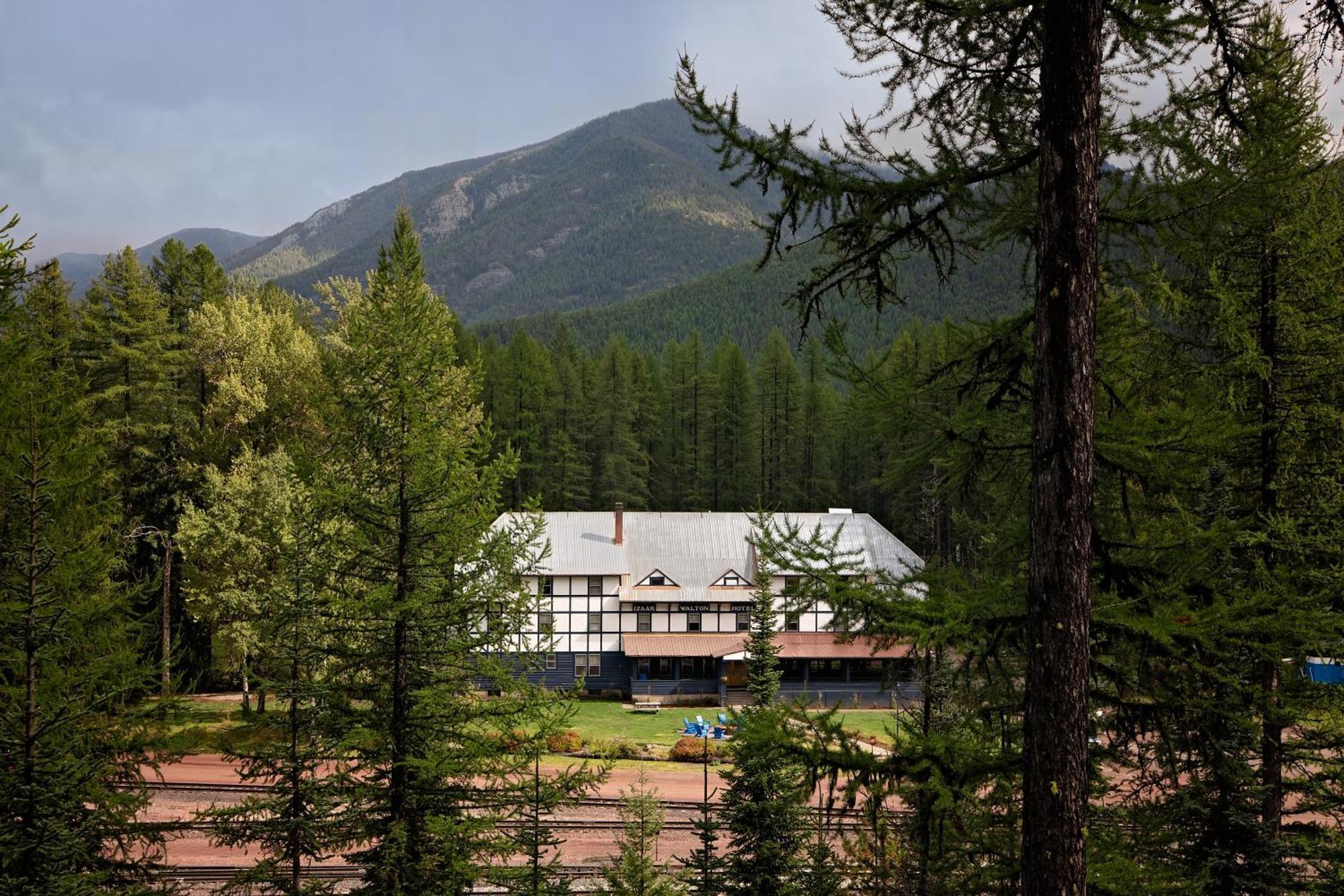 Loge Glacier National Park Essex ภายนอก รูปภาพ
